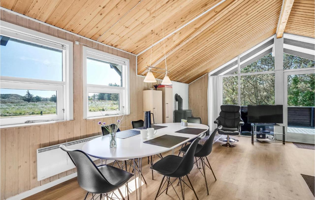 Amazing Home In Blavand With Wifi Kültér fotó